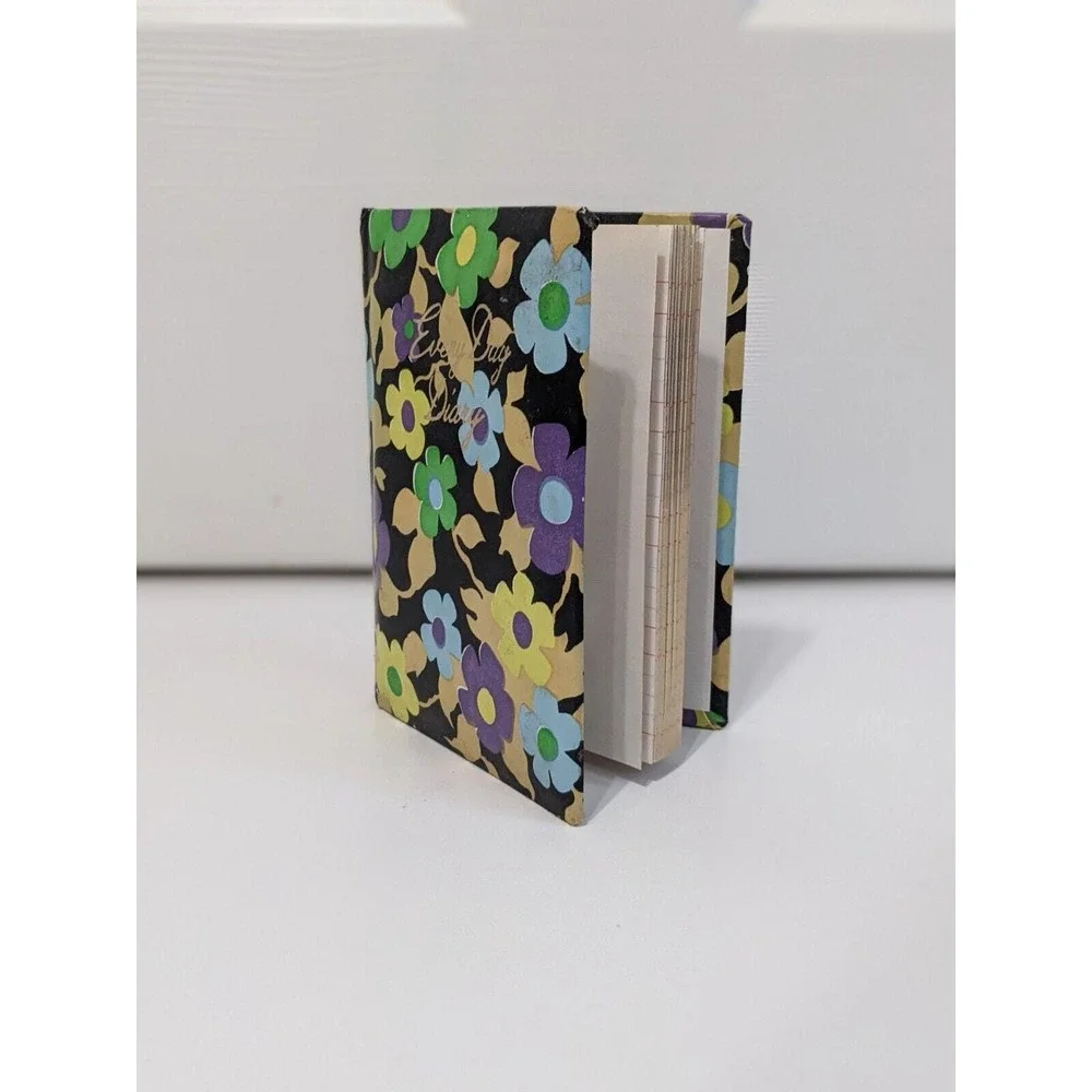 Vintage 1960's Flower Power Day Diary Planner Mod Hippie Unused Retro Cute Daisy